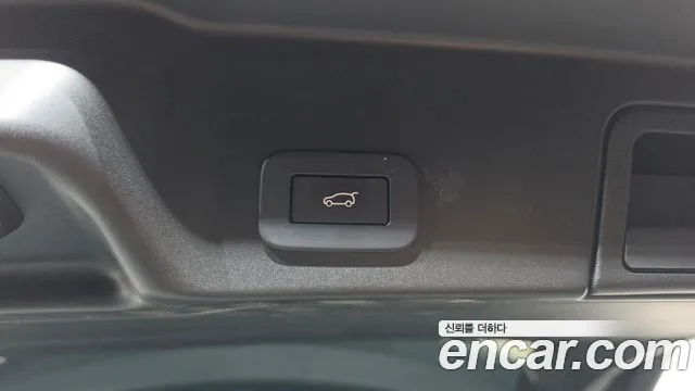 Land Rover Range Rover Evoque — фото 19