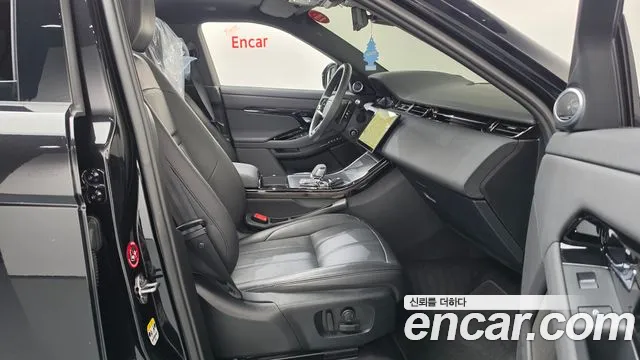 Land Rover Range Rover Evoque — фото 26