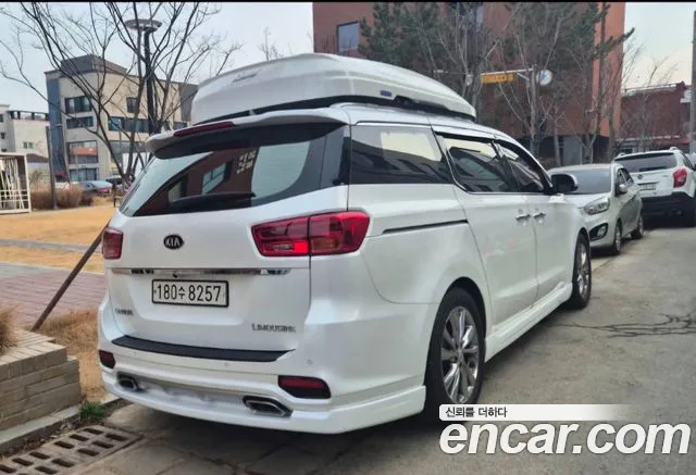 Kia Carnival — фото 2