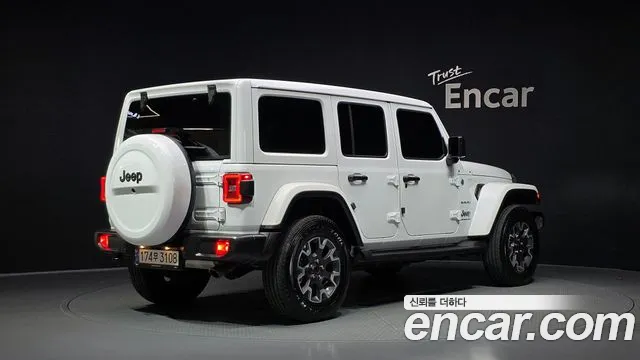 Jeep Wrangler — фото 2