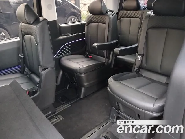 Hyundai Staria — фото 14