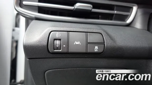 Hyundai Avante — фото 19