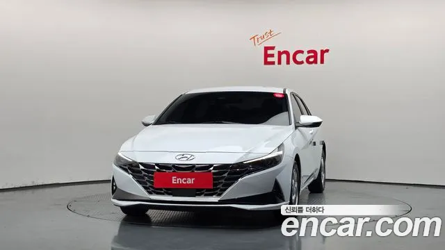 Hyundai Avante — фото 3