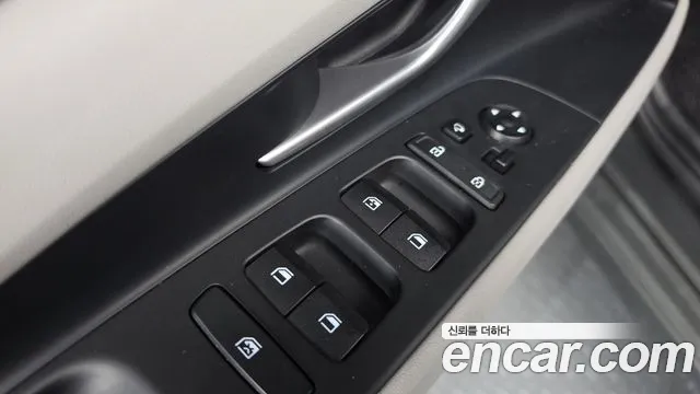 Hyundai Avante — фото 19