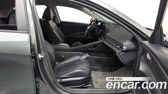 Hyundai Avante — фото 26