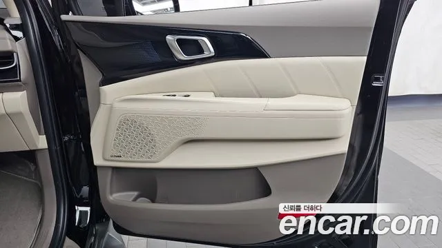 Kia Carnival — фото 25