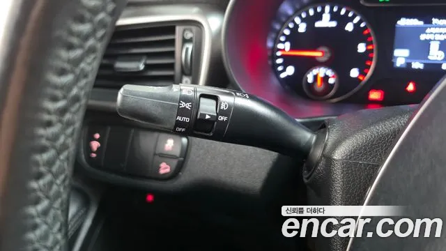 Kia Sorento — фото 16