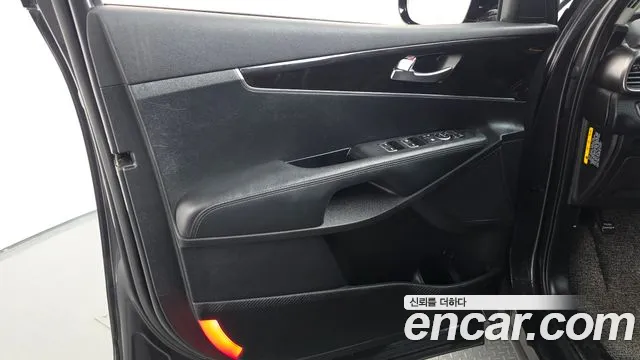 Kia Sorento — фото 25
