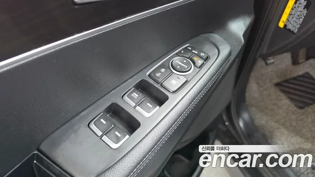 Kia Sorento — фото 29