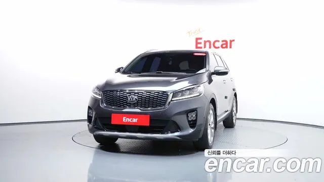 Kia Sorento — фото 3