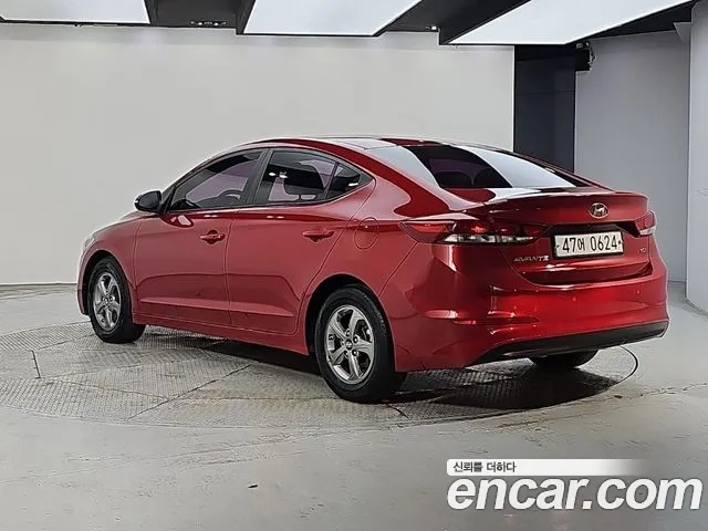Hyundai Avante — фото 3