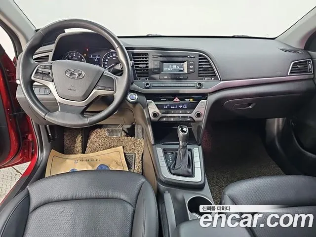 Hyundai Avante — фото 5