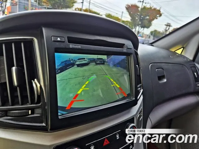 Hyundai Starex — фото 12