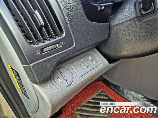 Hyundai Starex — фото 13