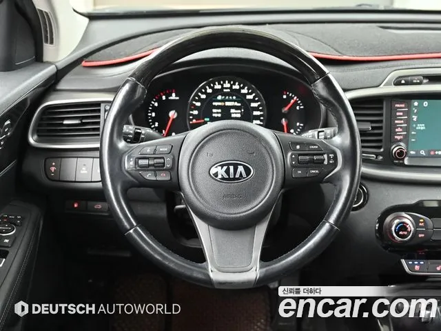 Kia Sorento — фото 13