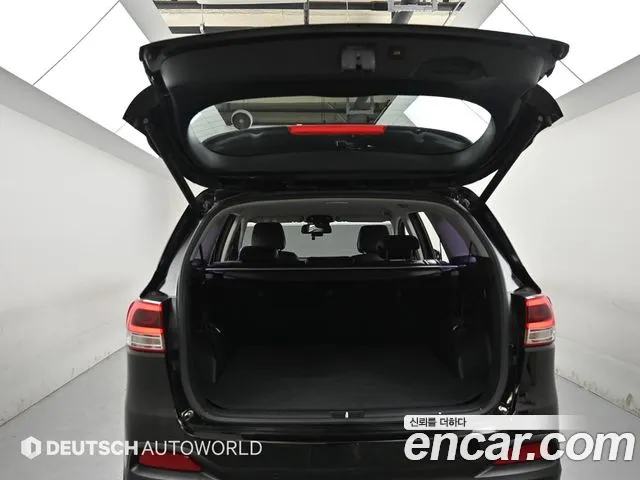 Kia Sorento — фото 19