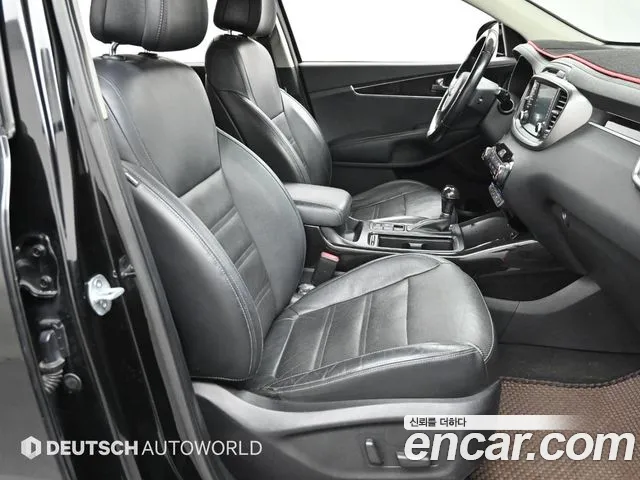 Kia Sorento — фото 10