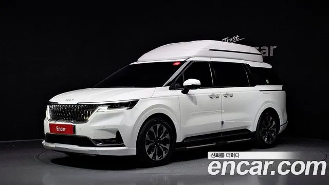 Kia Carnival — фото 1