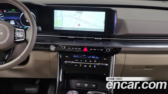 Kia Carnival — фото 14