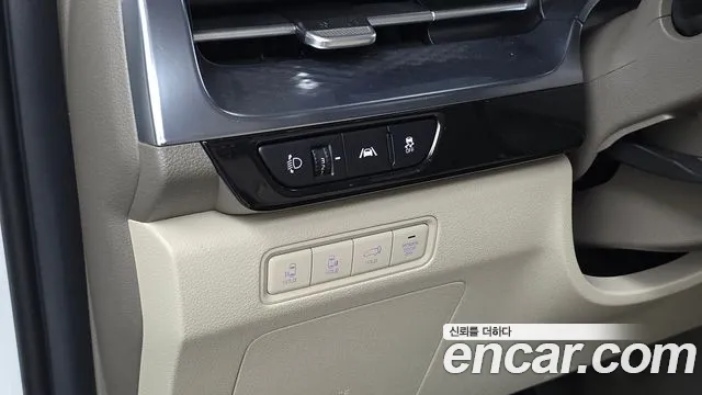 Kia Carnival — фото 28