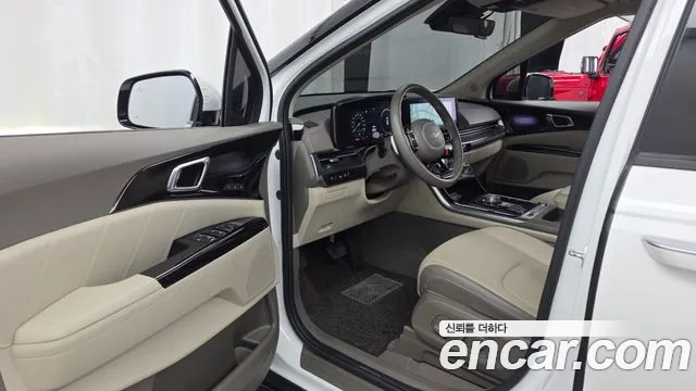 Kia Carnival — фото 10