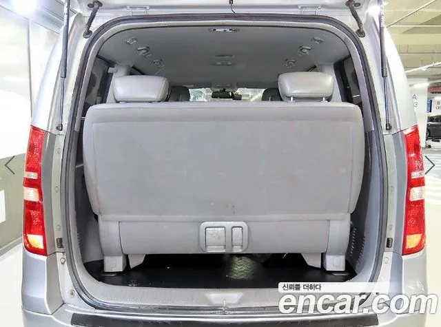 Hyundai Starex — фото 16