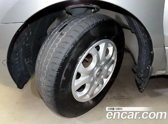 Hyundai Starex — фото 18