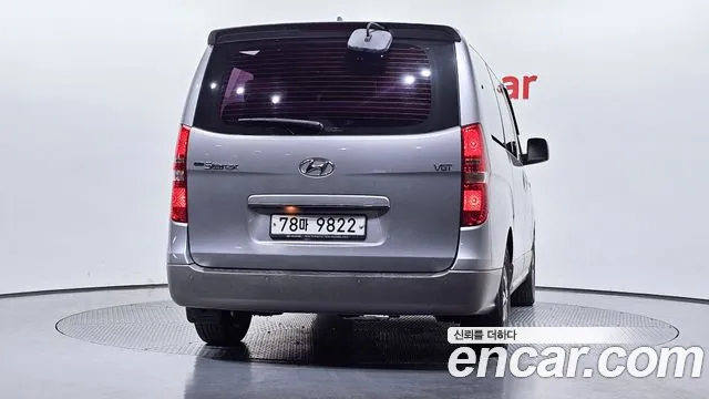Hyundai Starex — фото 4