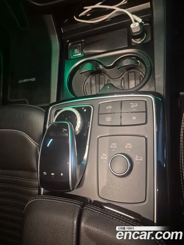 Mercedes-Benz GLE-Class — фото 12
