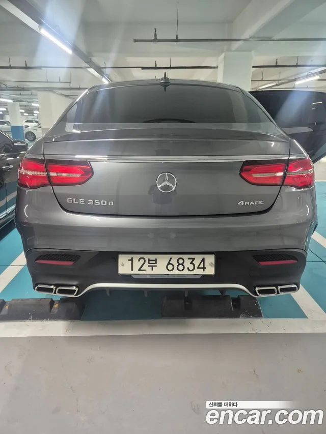 Mercedes-Benz GLE-Class — фото 4