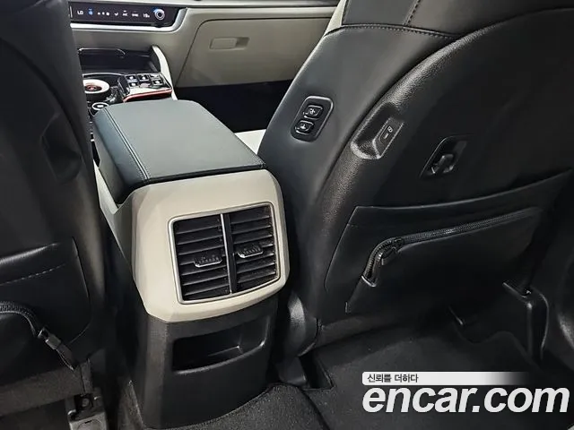 Kia Sportage — фото 17