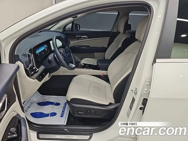 Kia Sportage — фото 10