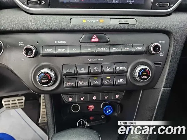 Kia Sportage — фото 10