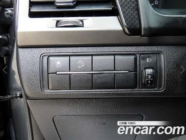 KG_Mobility_Ssangyong Rexton — фото 14