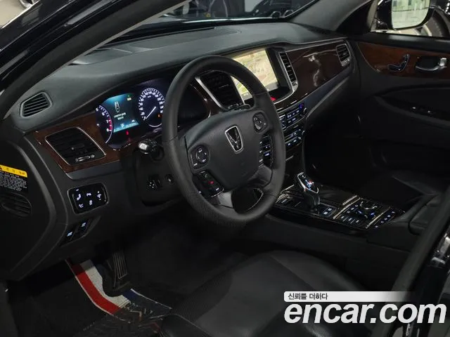 Hyundai Equus — фото 11
