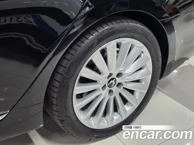 Hyundai Equus — фото 7