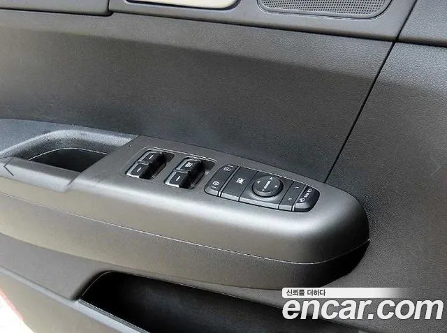 Kia Sportage — фото 11