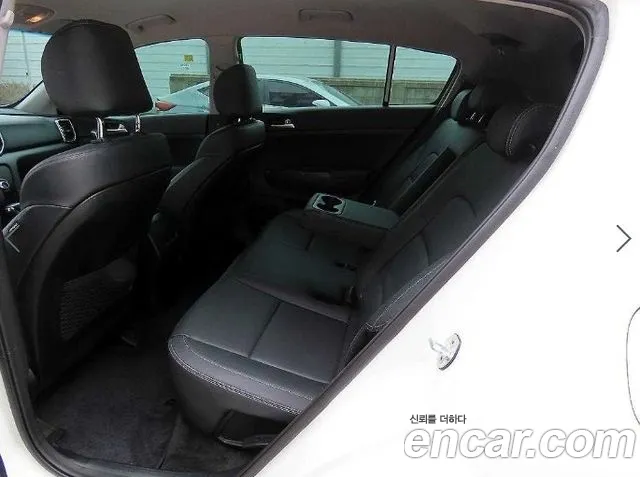 Kia Sportage — фото 6