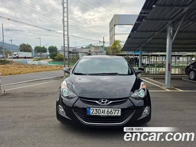 Hyundai Avante — фото 2