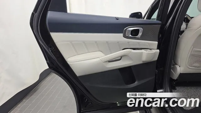 Kia Sorento — фото 25