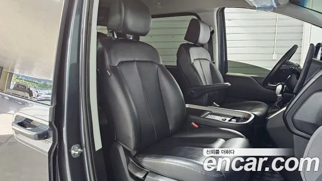 Hyundai Staria — фото 11