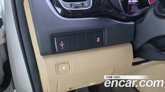 Kia Carnival — фото 29