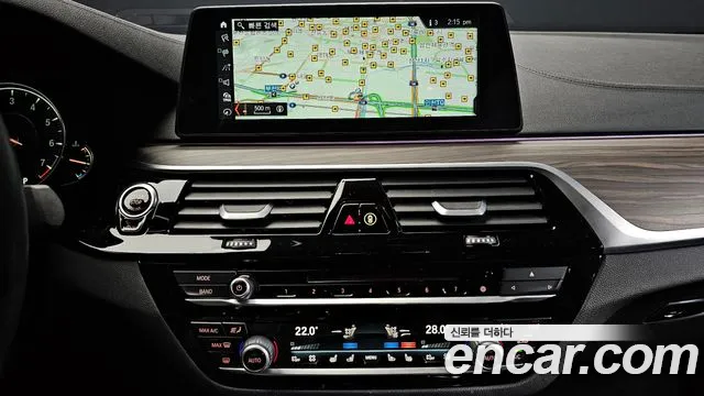 BMW 5-Series — фото 14