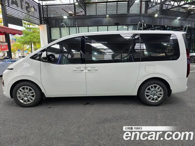 Hyundai Staria — фото 4