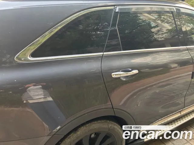 Kia Sorento — фото 16