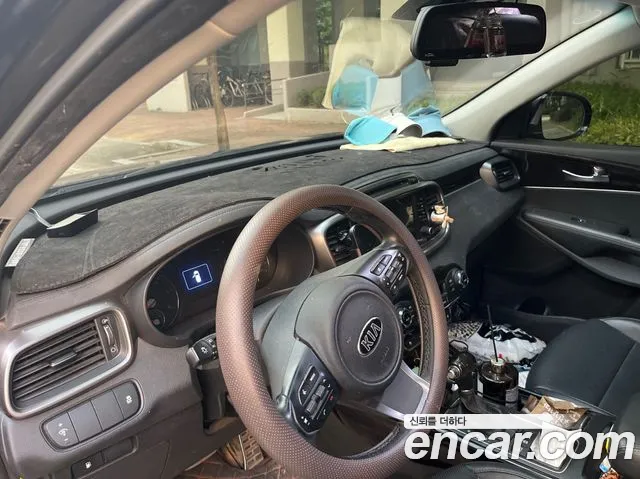 Kia Sorento — фото 17