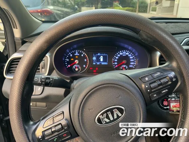 Kia Sorento — фото 19