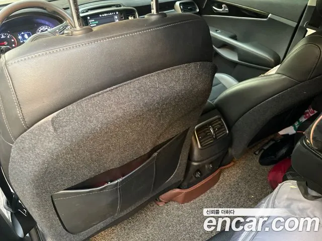 Kia Sorento — фото 20