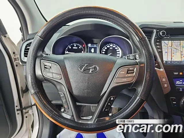 Hyundai Santa Fe — фото 9