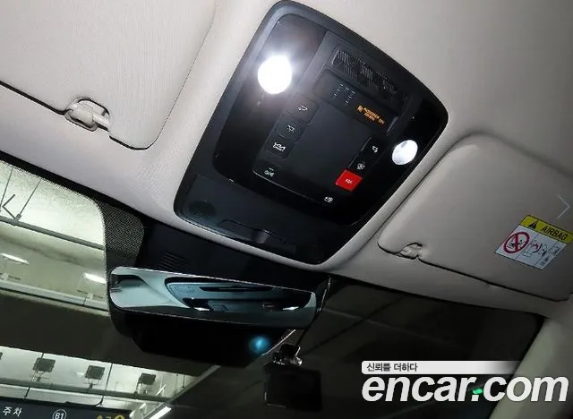 Kia Carnival — фото 15